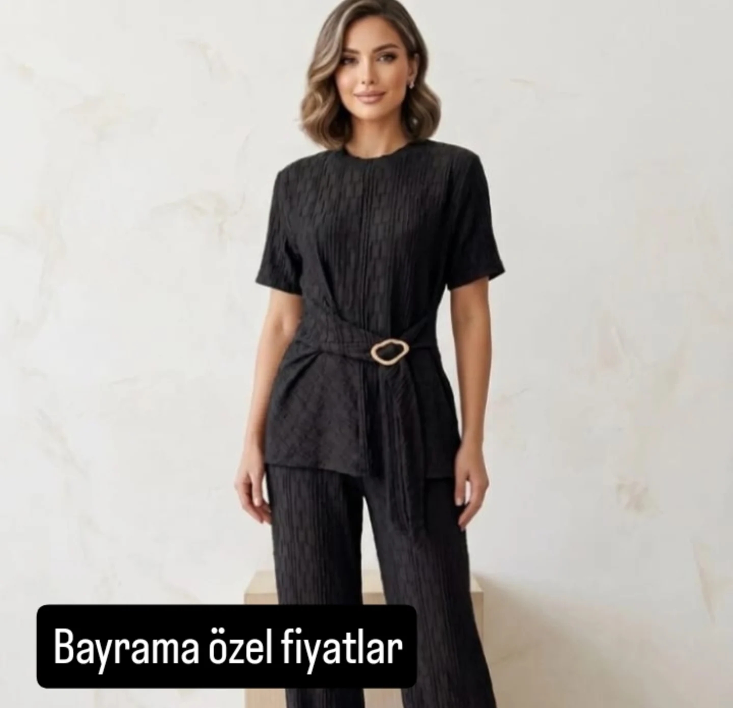 Pencere Kumaş Kısa Kol Takım